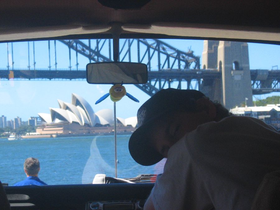Ian in Ethel, in front of Harbour Bridge