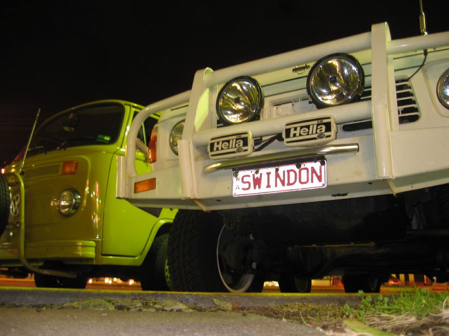 Ethel and Jeep with Swindon No Plate, spotted at a KFC in Ascot