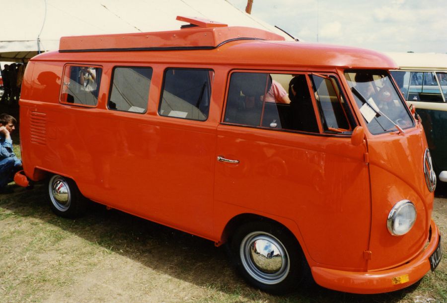 Lurid orange splittie