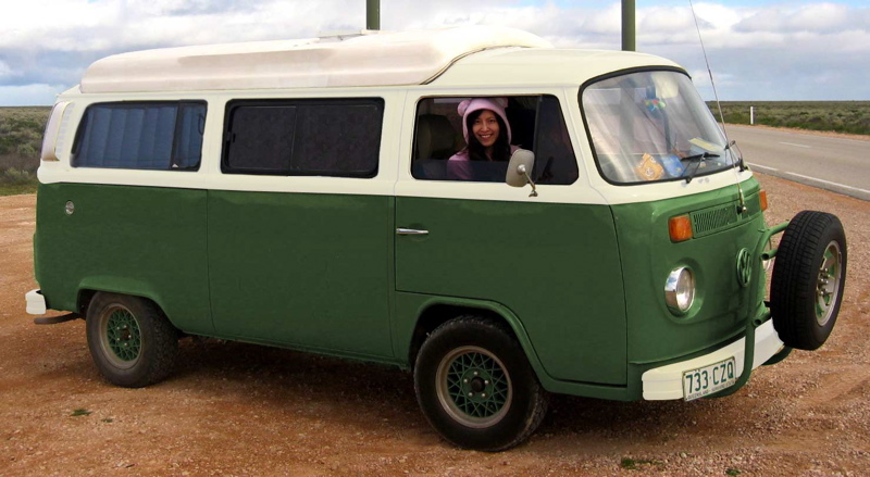 olive-gr-whit