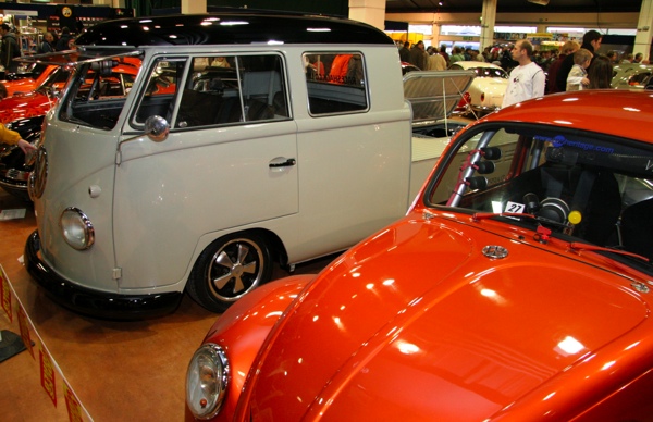 Gray crew cab pick-up