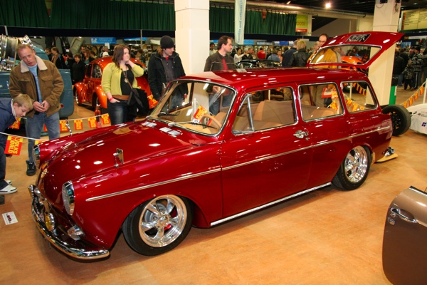 Beautiful red squareback