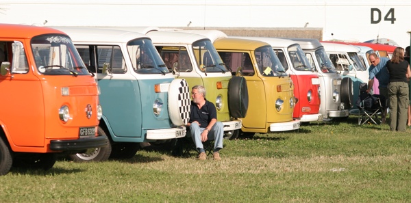 The obligatory bus line-up